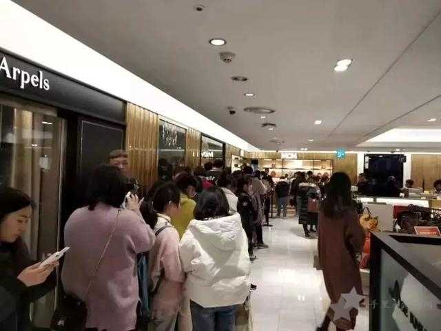 mcm官网旗舰店女包价格表,MCM韩国免税店便宜吗?1